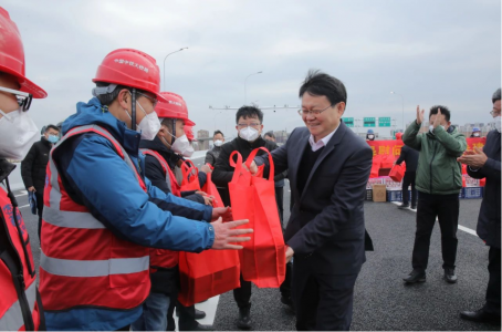 市長萬廣明走訪慰問重大重點項目建設者